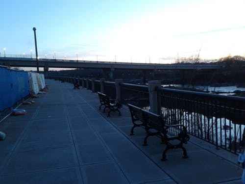 roadway in early morning in columbus georgia